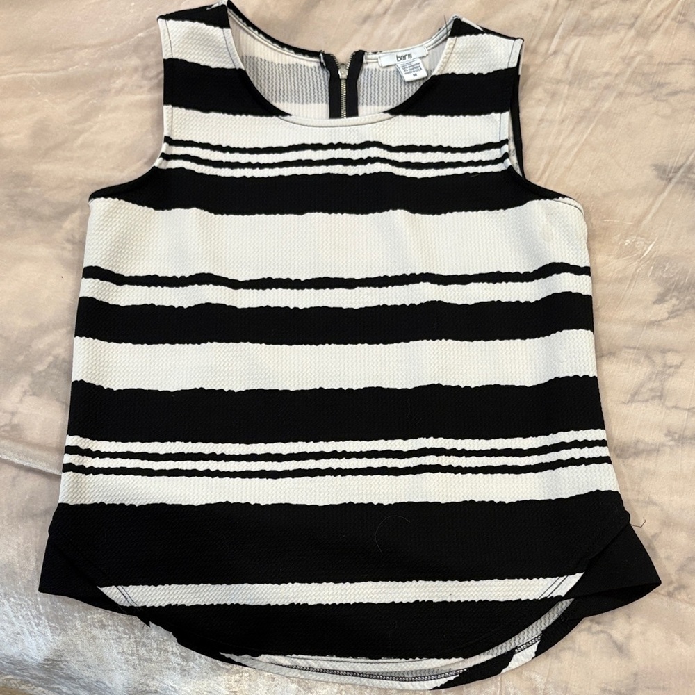 Bar III Monochrome Striped Sleeveless Blouse Medium